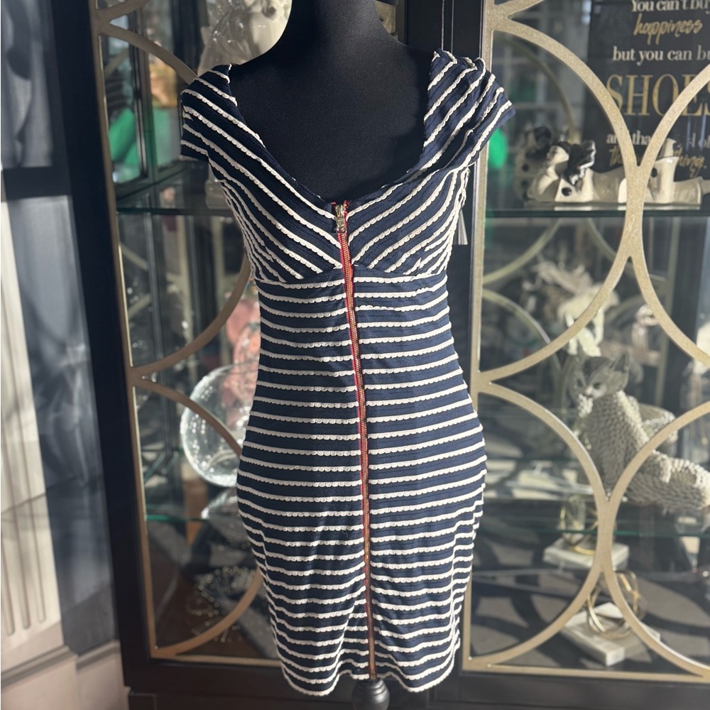 Guess Red, White and BlueDress Size 4